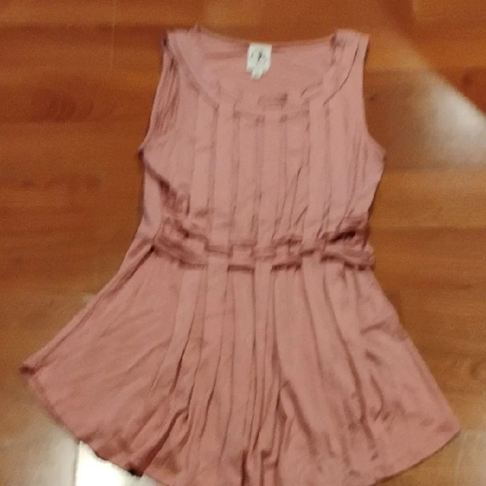 Pink Pleated Sleeveless Tank Top